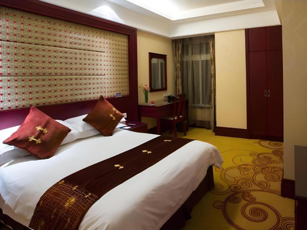 Feicheng Blossom Hotel Zewnętrze zdjęcie