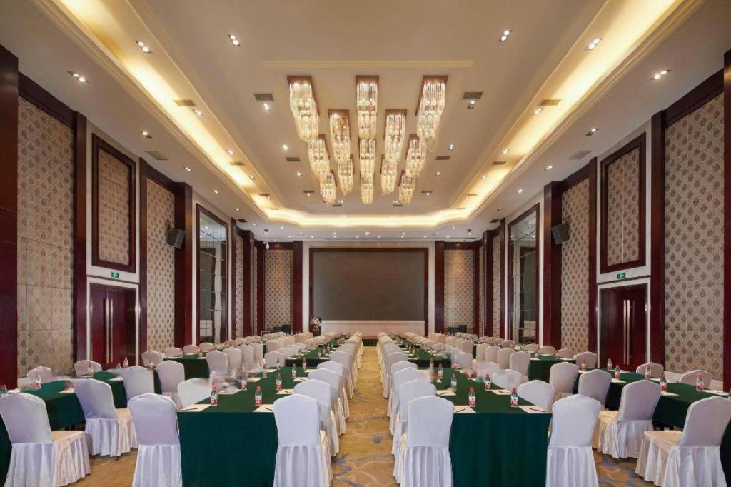Feicheng Blossom Hotel Zewnętrze zdjęcie
