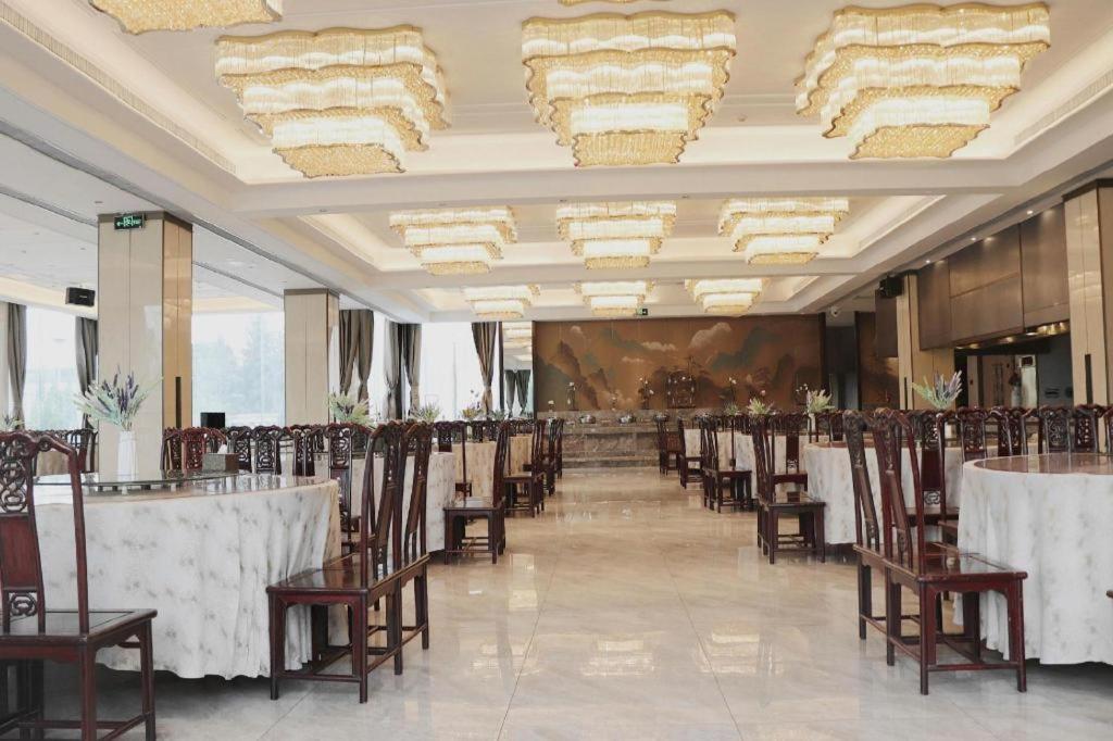 Feicheng Blossom Hotel Zewnętrze zdjęcie