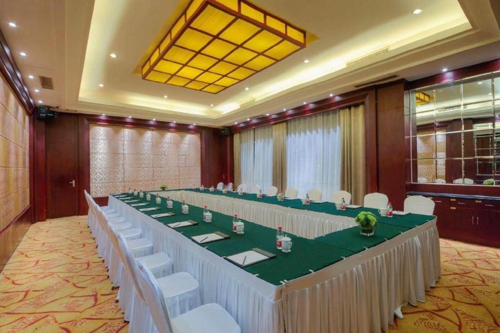 Feicheng Blossom Hotel Zewnętrze zdjęcie